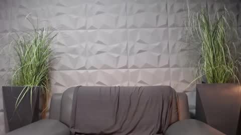 HI My name is Antonio online show from January 19, 2025, 11:00 pm