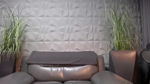 HI My name is Antonio online show from January 25, 2025, 8:21 pm