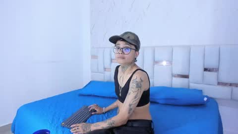 antony_d_ossa online show from April 30, 2026, 9:41 pm
