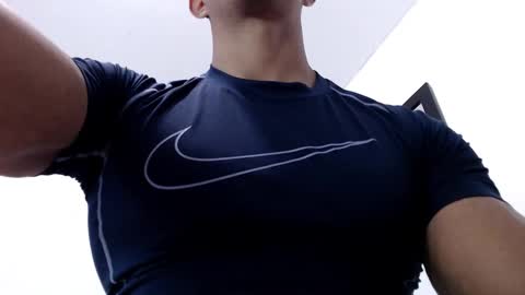 Instagram miguelangel1802  online show from March 25, 2026, 3:23 am