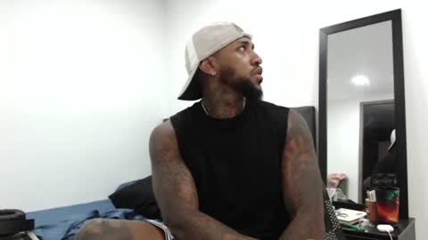 Snapshot of antwanblack11 chatting on December 14, 2024, 12:23 pm antwanblack11 online show from December 14, 2024, 12:23 pm