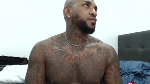 Snapshot of antwanblack11 chatting on December 18, 2024, 7:19 pm antwanblack11 online show from December 18, 2024, 7:19 pm