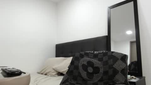 Snapshot of antwanblack11 chatting on February 13, 2025, 12:35 am antwanblack11 online show from February 13, 2025, 12:35 am