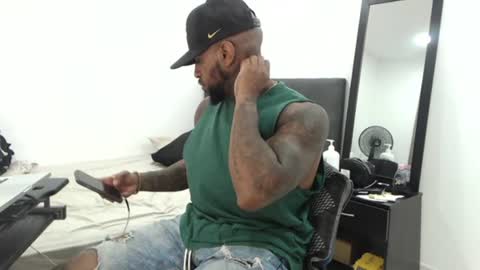 Snapshot of antwanblack11 chatting on September 13, 2025, 3:01 pm antwanblack11 online show from September 13, 2025, 3:01 pm