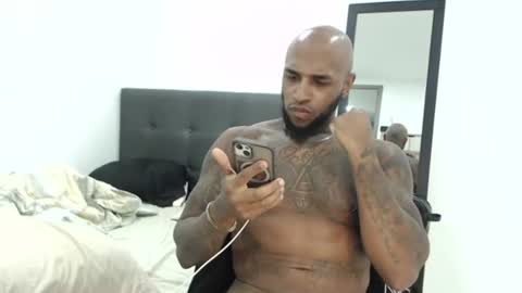 Snapshot of antwanblack11 chatting on November 5, 2025, 12:10 am antwanblack11 online show from November 5, 2025, 12:10 am