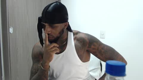 Snapshot of antwanblack11 chatting on November 24, 2025, 1:05 am antwanblack11 online show from November 24, 2025, 1:05 am