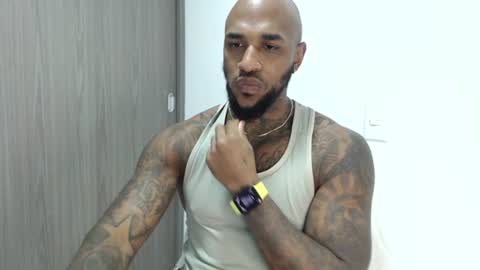 Snapshot of antwanblack11 chatting on December 2, 2025, 1:00 am antwanblack11 online show from December 2, 2025, 1:00 am