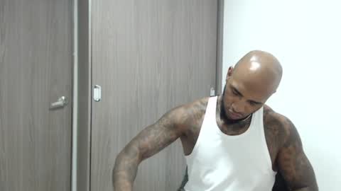 Snapshot of antwanblack11 chatting on December 5, 2025, 1:14 am antwanblack11 online show from December 5, 2025, 1:14 am