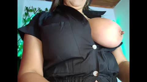 any mour online show from September 24, 2025, 5:05 pm