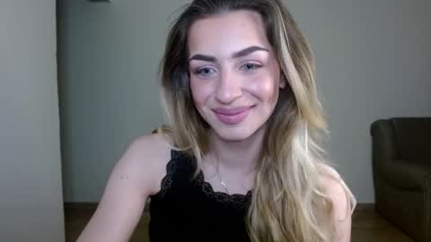 Anya online show from March 17, 2026, 11:41 pm