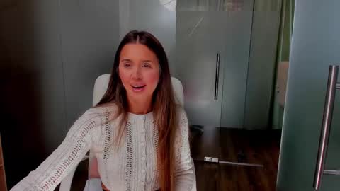 Anya online show from February 10, 2025, 12:08 pm