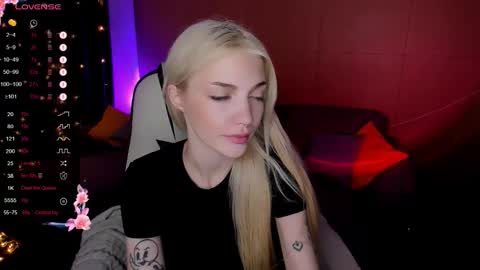 Snapshot of anyataylorr chatting on October 21, 2025, 2:23 am Anya online show from October 21, 2025, 2:23 am