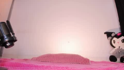 Angela online show from May 15, 2026, 7:54 pm