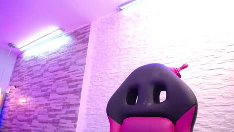 Anyela  online show from December 19, 2024, 7:18 pm