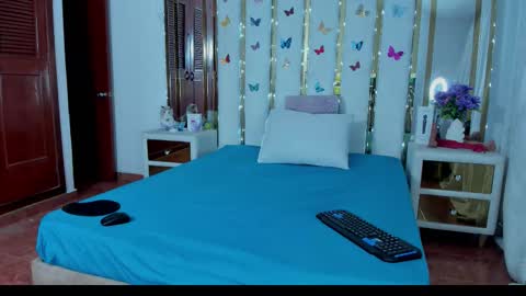 Anyela  online show from September 26, 2025, 12:47 am