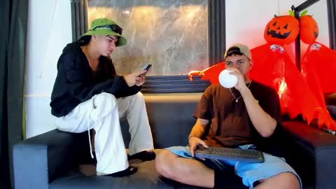 anyelo_sexyhot online show from October 9, 2025, 3:32 pm