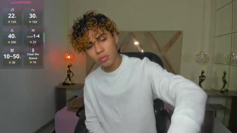 Snapshot of anyelotwink chatting on May 11, 2026, 4:18 am anyelotwink online show from May 11, 2026, 4:18 am