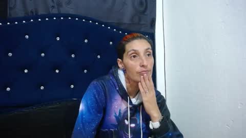 anyu online show from December 11, 2024, 10:25 am