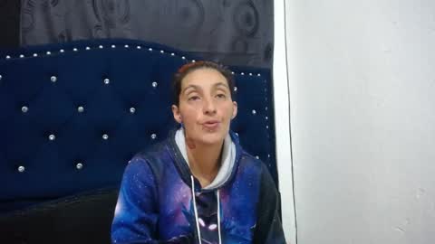 anyu online show from December 16, 2024, 7:37 am