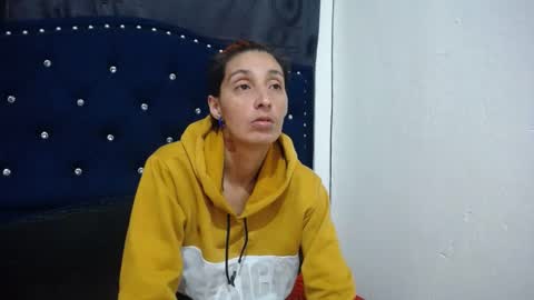 anyu online show from December 24, 2024, 8:55 am