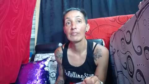 anyu online show from September 8, 2025, 6:40 pm