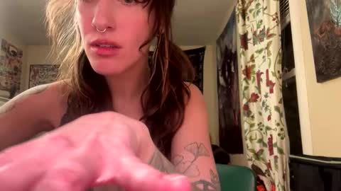 ApacheRose online show from February 9, 2025, 4:25 am