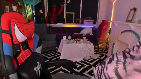 APHEX QUEEN online show from February 26, 2025, 1:08 pm