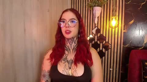 Snapshot of aphrodite__bloom chatting on June 10, 2026, 11:46 pm aphrodite__bloom online show from June 10, 2026, 11:46 pm