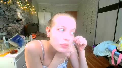 Aphrodite online show from April 29, 2026, 1:48 pm