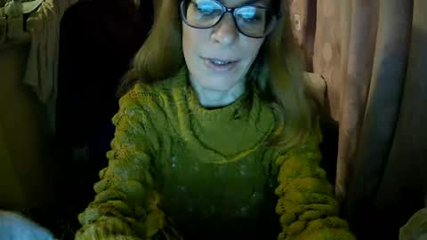 Snapshot of aphrodity_rox chatting on July 5, 2026, 11:23 pm Aphrodity Rox online show from July 5, 2026, 11:23 pm