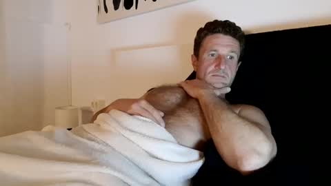 apollobest77 online show from March 9, 2025, 6:43 pm