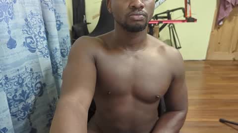 Snapshot of apollodarkmn chatting on December 18, 2024, 5:00 pm apollodarkmn online show from December 18, 2024, 5:00 pm