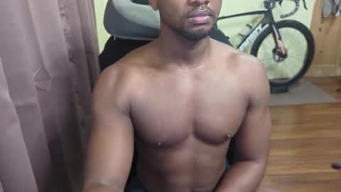 Snapshot of apollodarkmn chatting on October 7, 2025, 11:29 am apollodarkmn online show from October 7, 2025, 11:29 am