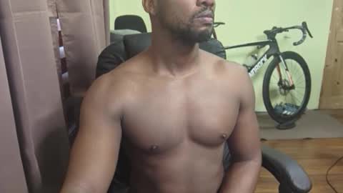 Snapshot of apollodarkmn chatting on November 3, 2025, 7:48 pm apollodarkmn online show from November 3, 2025, 7:48 pm