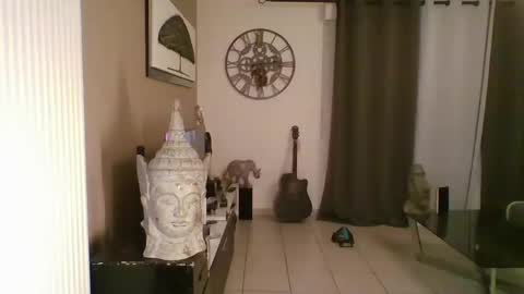 apollonfitx_69 online show from March 3, 2025, 9:48 pm