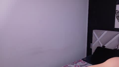 Snapshot of apolo_warrior chatting on June 21, 2026, 5:43 am Apolo online show from June 21, 2026, 5:43 am