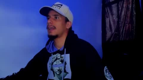 TONY INDEPENDENT MODEL online show from January 4, 2025, 5:58 pm