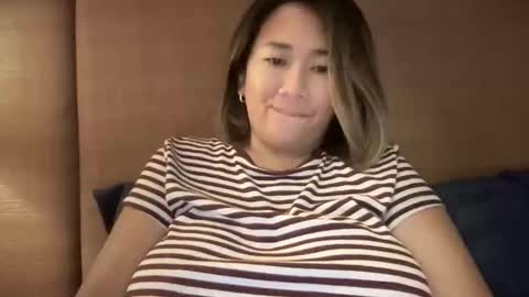 Anika online show from October 17, 2025, 7:27 pm