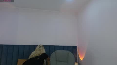 April Bunny online show from April 21, 2026, 1:42 am