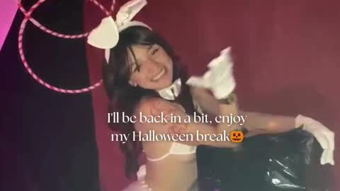   online show from October 28, 2025, 12:30 pm