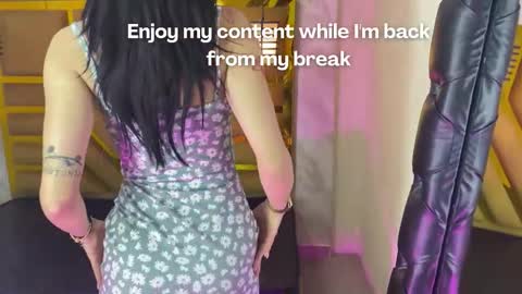   online show from November 8, 2025, 12:05 pm