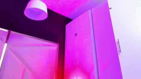 April online show from September 16, 2025, 11:55 am