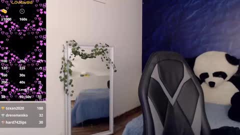  April  online show from January 29, 2025, 6:39 pm