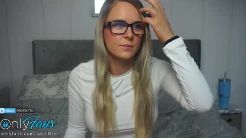 April Flix online show from October 8, 2025, 10:24 am