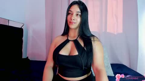 Snapshot of apriladamson_ chatting on June 12, 2026, 8:19 pm April online show from June 12, 2026, 8:19 pm