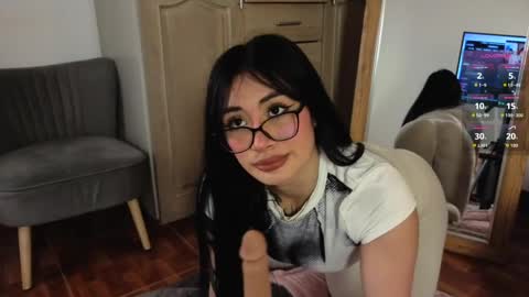 Cris online show from June 1, 2026, 11:56 am