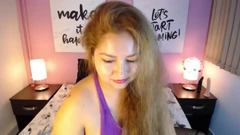 AprilSnow online show from December 11, 2024, 11:10 pm