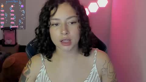 aqua emilly online show from December 13, 2024, 1:04 am