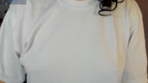 aqua emilly online show from September 23, 2025, 11:41 pm