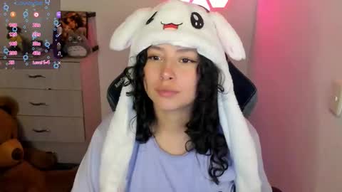 aqua emilly online show from February 26, 2026, 9:58 pm